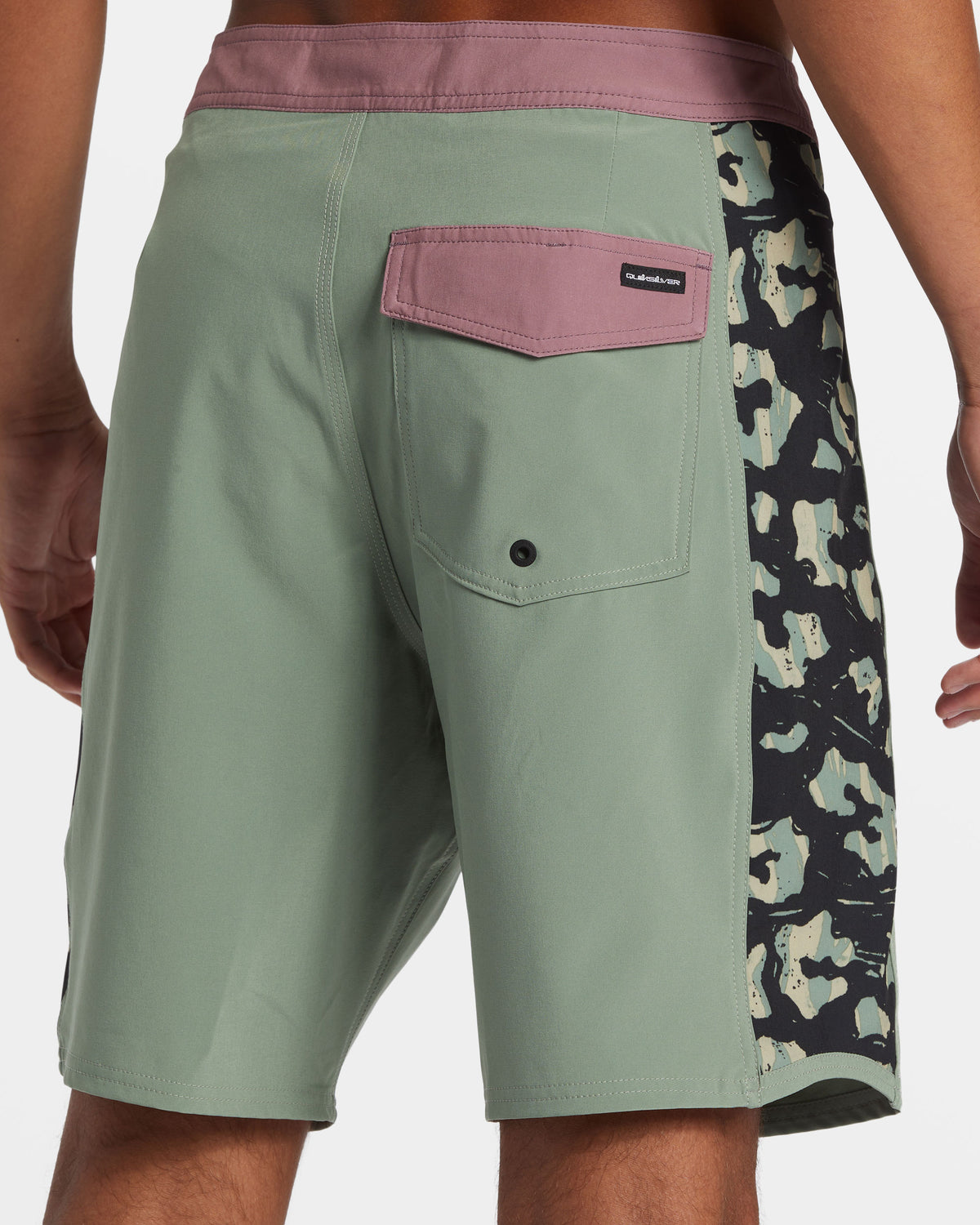 Surfsilk-Arch-19"-Boardshorts-Sea-Spray-6