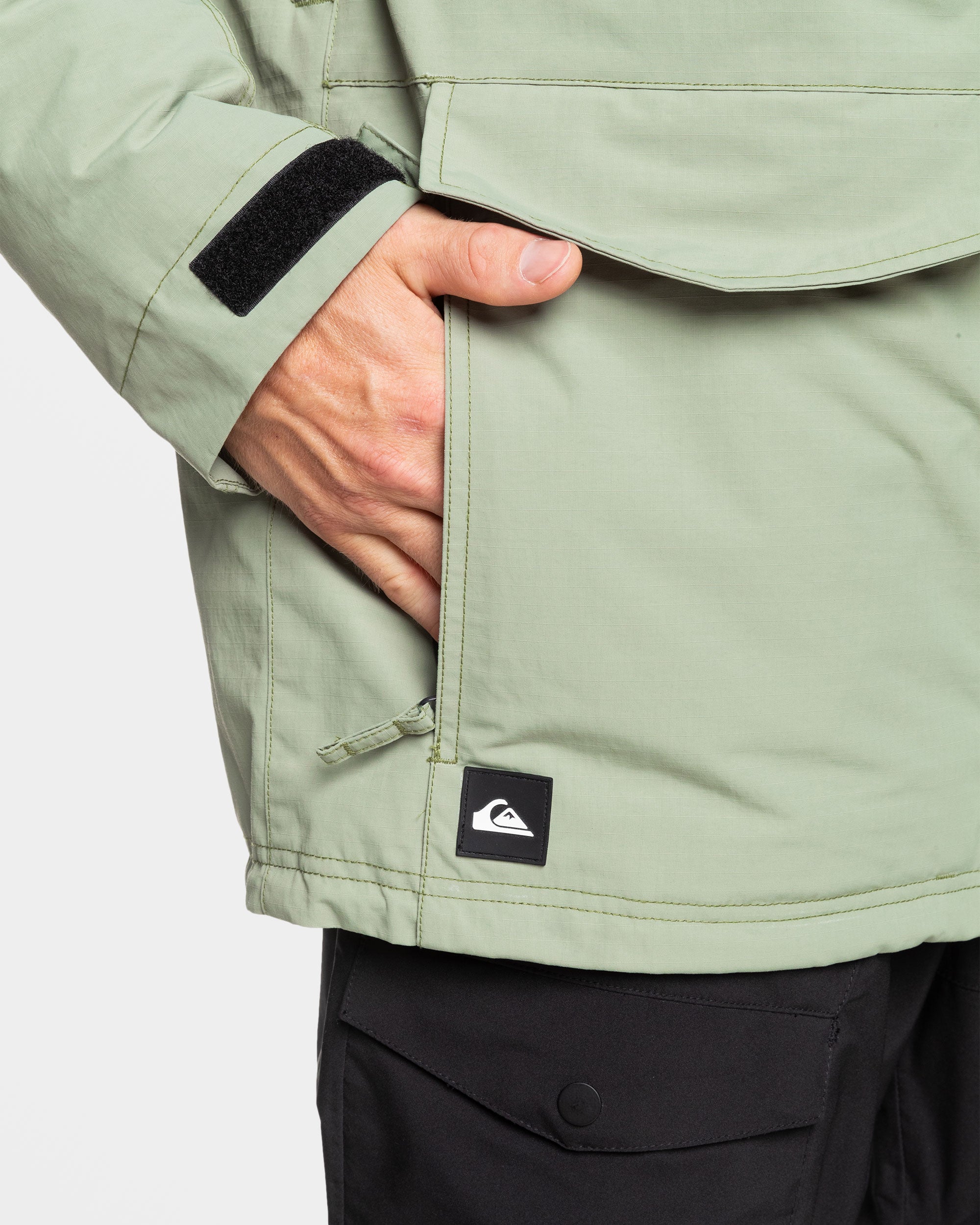 Quiksilver グリーンジャケット Mサイズ 10K防水 楽天市場】QUIKSILVER/クイックシルバー メンズ グリーン くすみ 緑