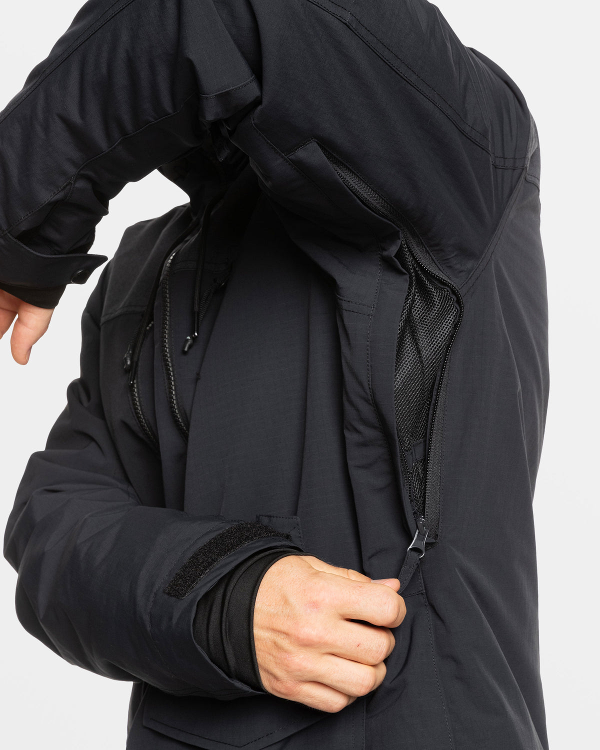Fairbanks-Snow-Jacket-True-Black-9