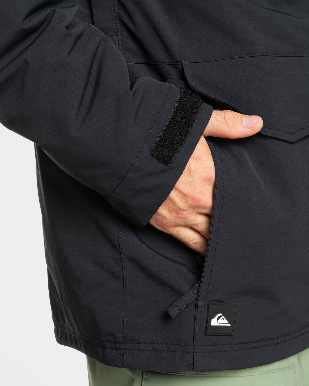 Fairbanks-Snow-Jacket-True-Black-10