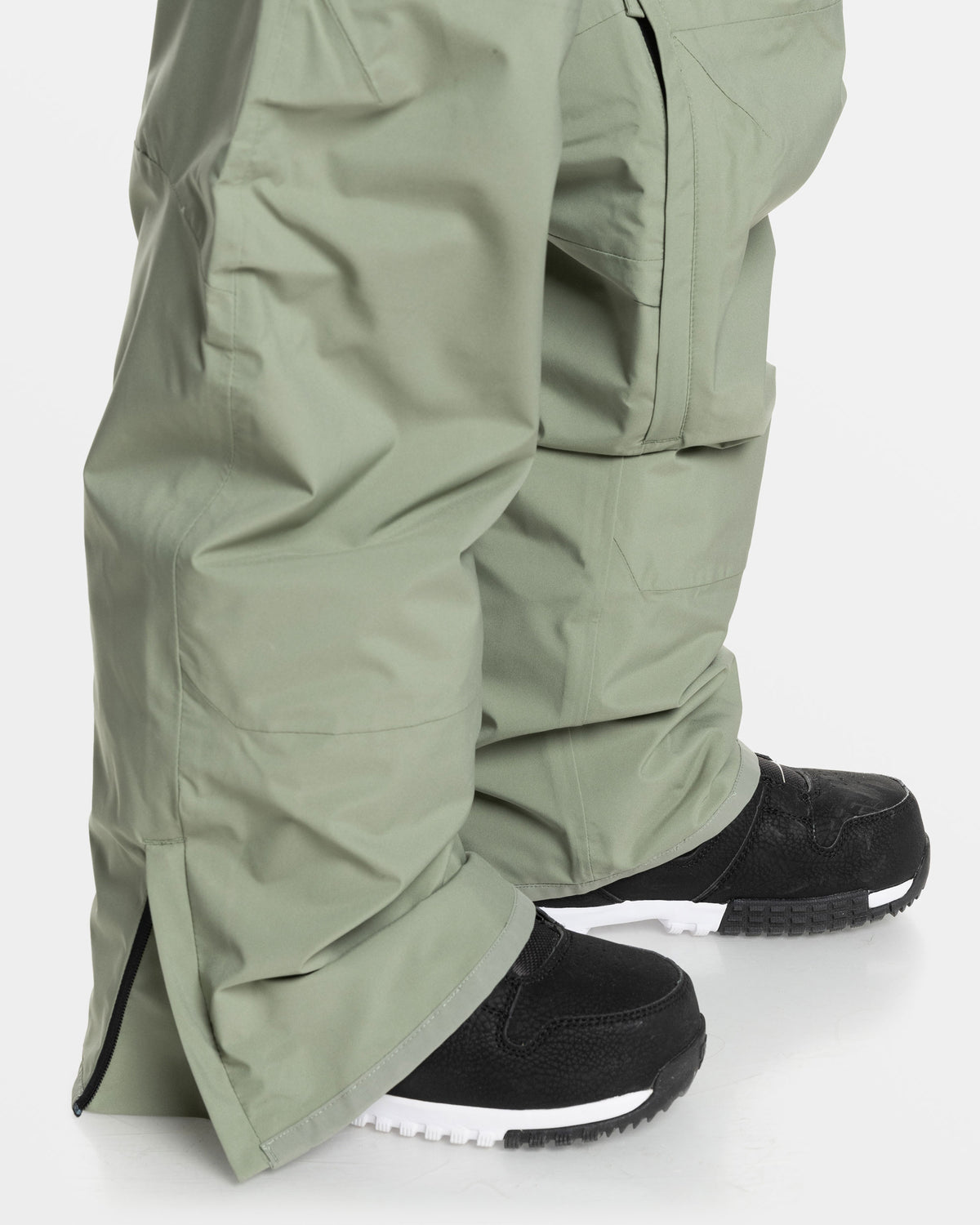 Utility-Bib-Snow-Pants-Sea-Spray-3