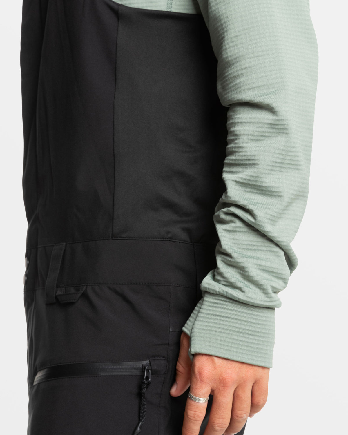 Utility-Bib-Snow-Pants-True-Black-9