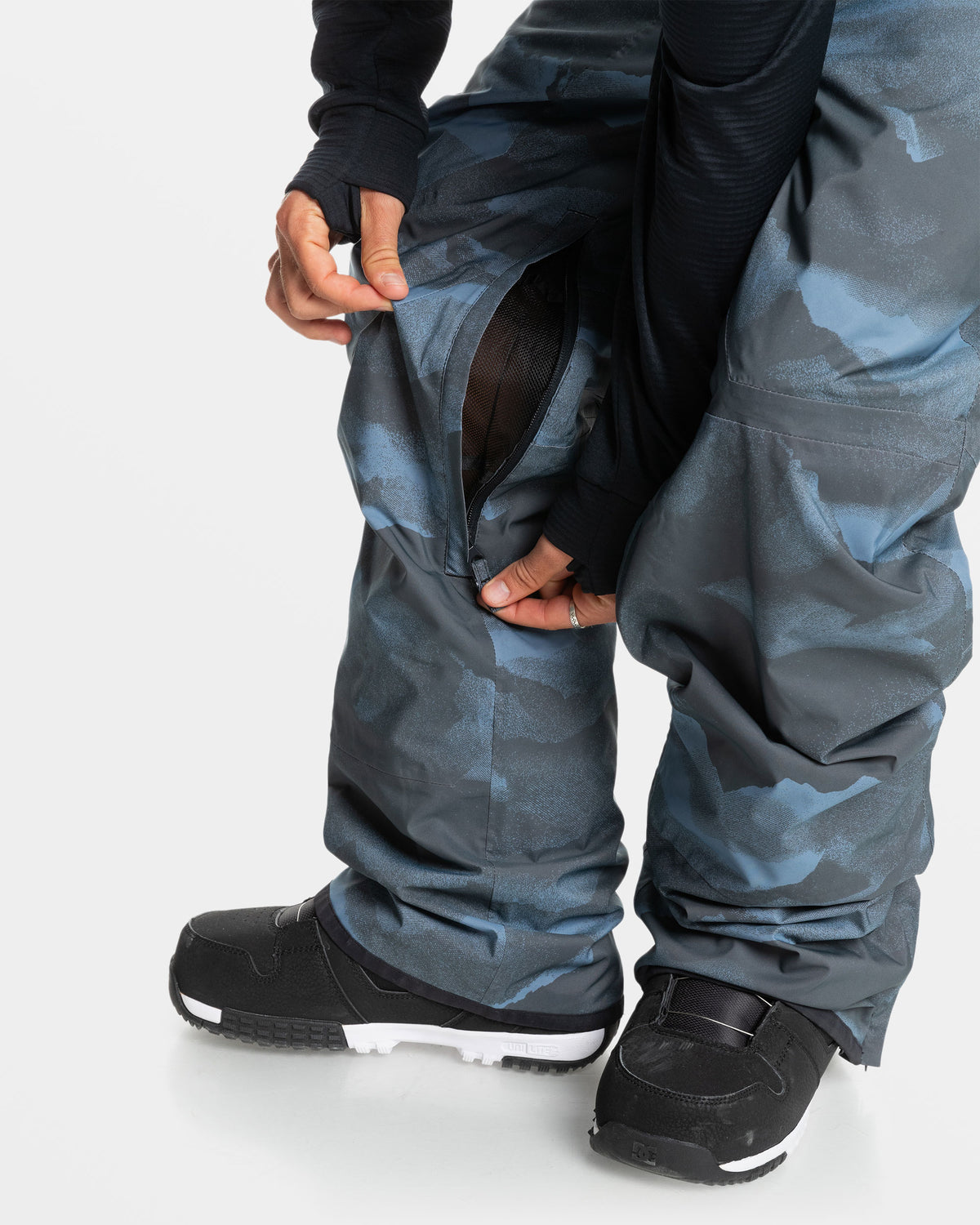 Utility-Bib-Snow-Pants-Mountain-Spray-Flint-Stone-10