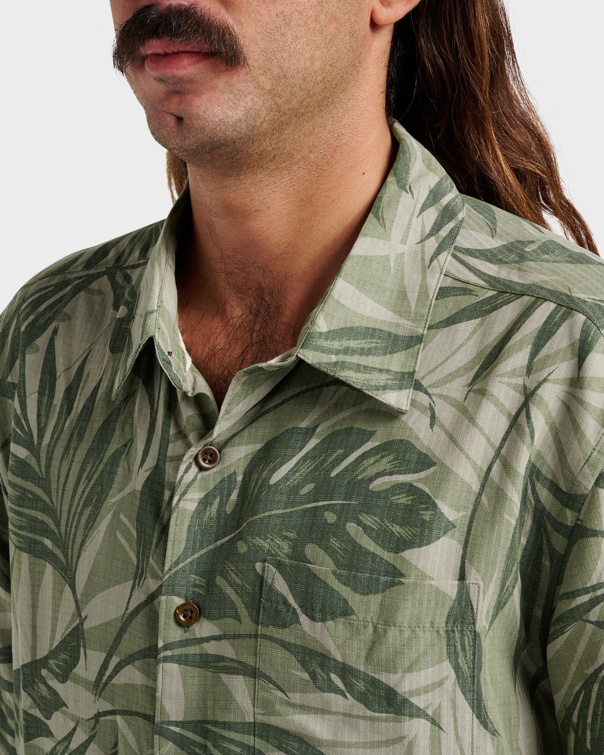 Waterman Botanical Short Sleeve Shirt - Dark Green | Quiksilver