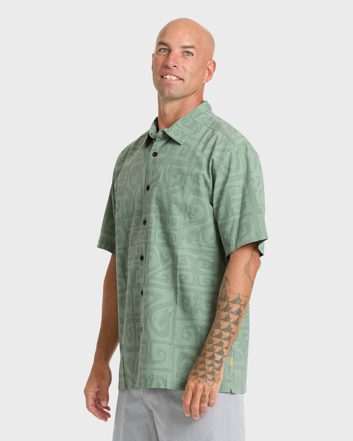 Waterman-Tiki-Beach-Short-Sleeve-Shirt-Lily-Pad-4