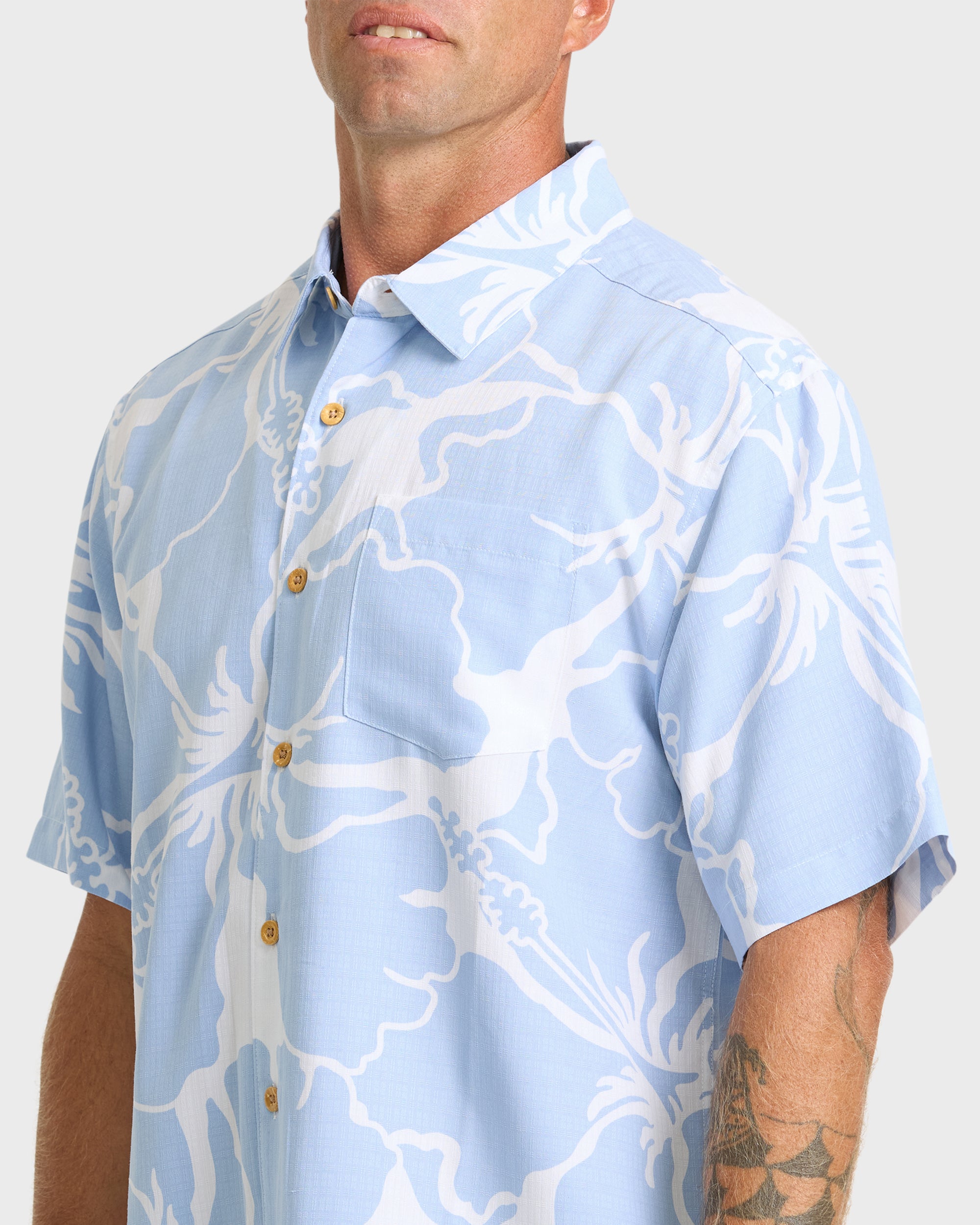 Waterman Bay Breeze Short Sleeve Shirt - Skyway | Quiksilver