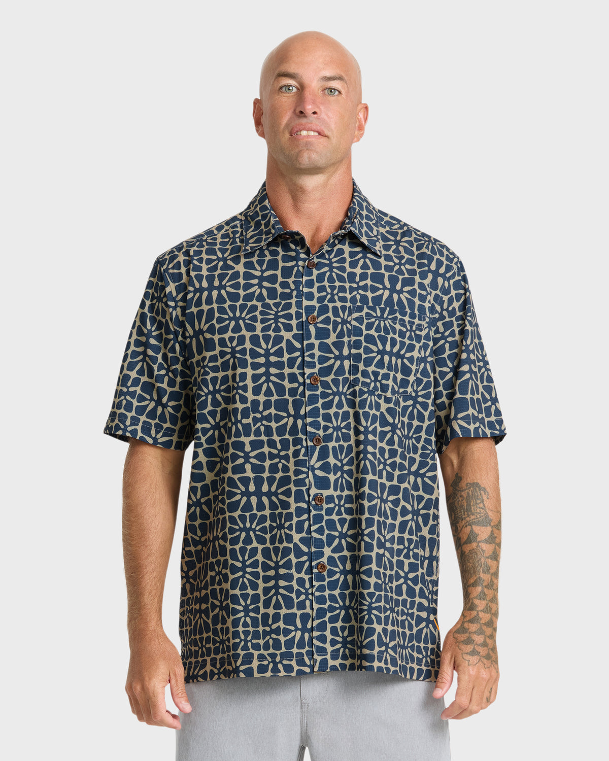Waterman-Coral-Sea-Performance-Short-Sleeve-Shirt-Dark-Denim-1
