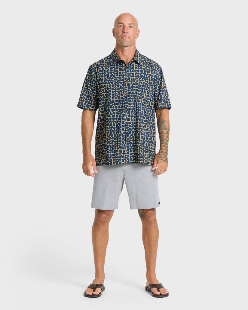 Waterman-Coral-Sea-Performance-Short-Sleeve-Shirt-Dark-Denim-3