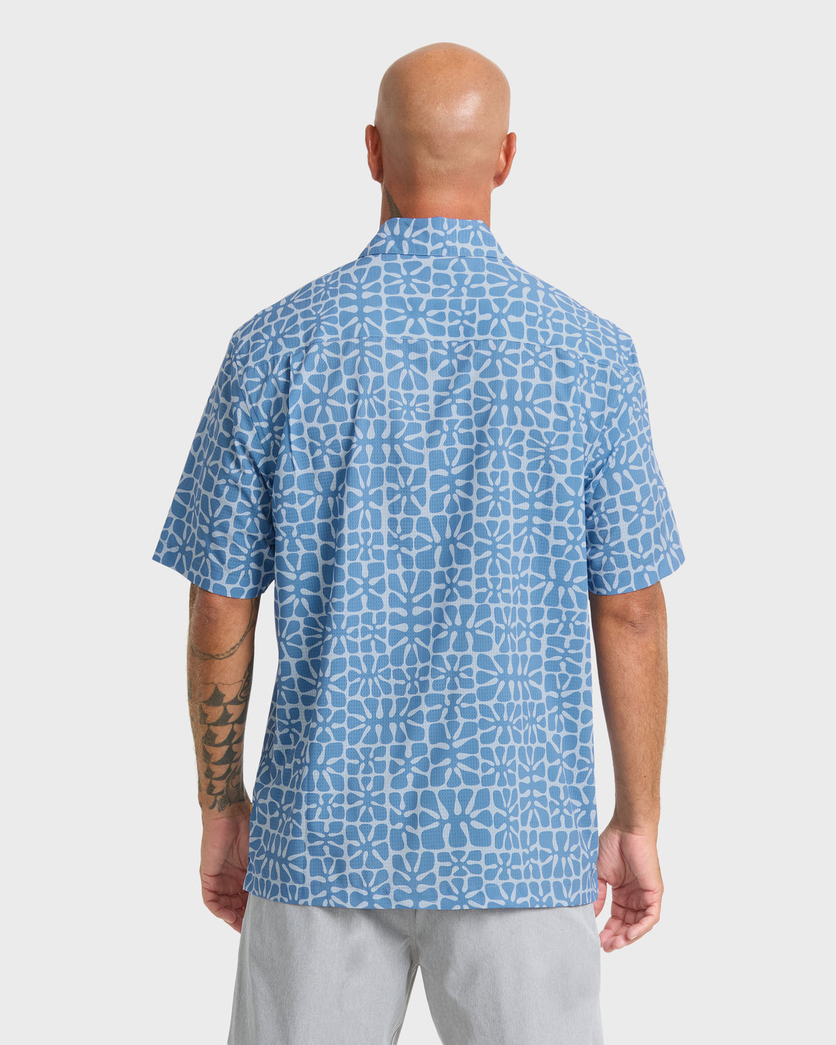 Waterman-Coral-Sea-Performance-Short-Sleeve-Shirt-Skyway-2