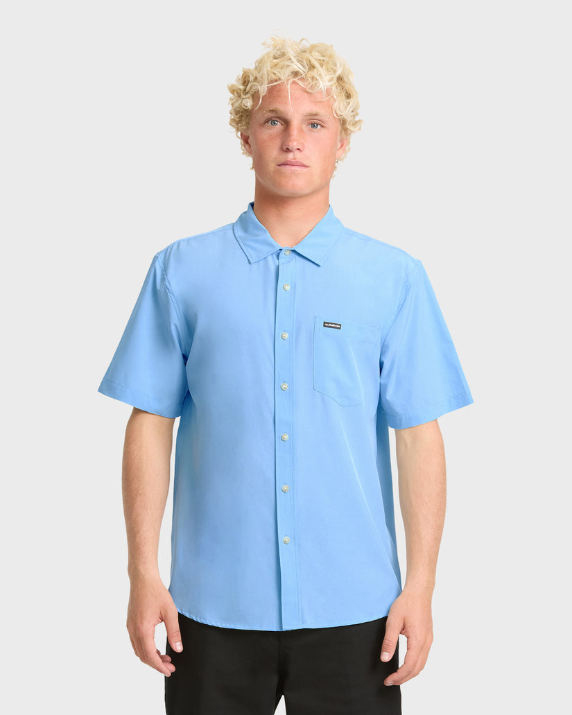 QS000215_RVB_OM-F.jpg