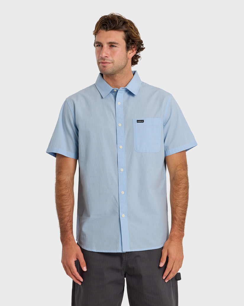 Quiksilver Men's Shore Break Classic Short Sleeve Button-Up Shirt
