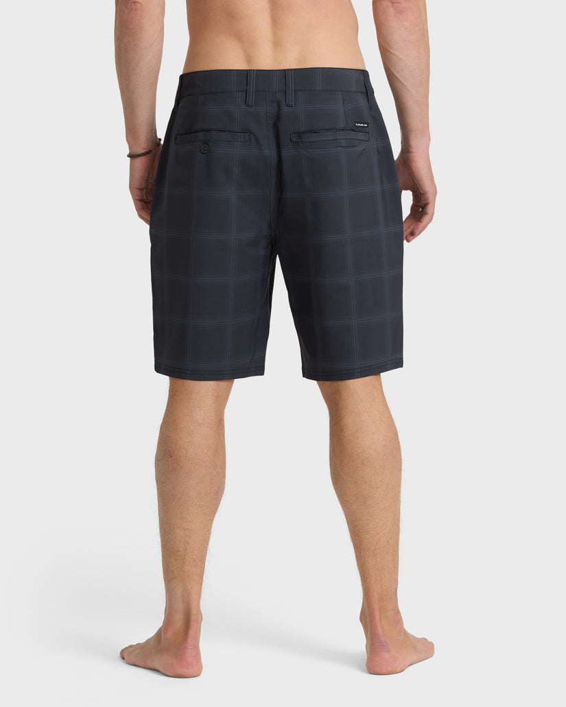 Union-Print-Amphibian-20"-Hybrid-Shorts-Black-2