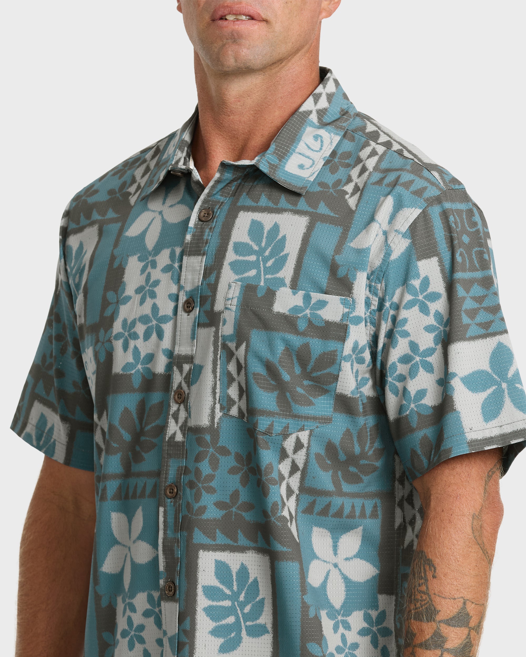 Waterman Sandy Cove Short Sleeve Woven Shirt - Tapestry | Quiksilver
