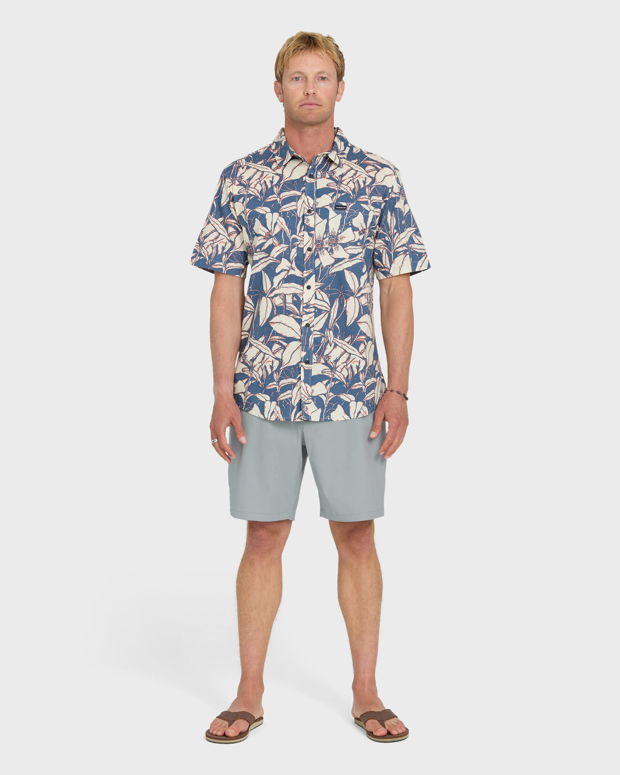 メンズウェア WESTY SHORTS Fairway Woven Shorts - Quarry | Quiksilver