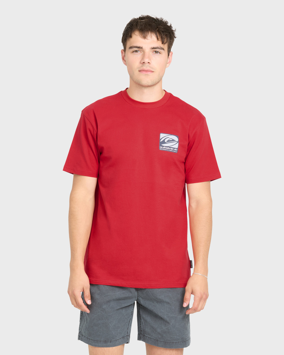 QS000548Y_SSA_OM-F.jpg