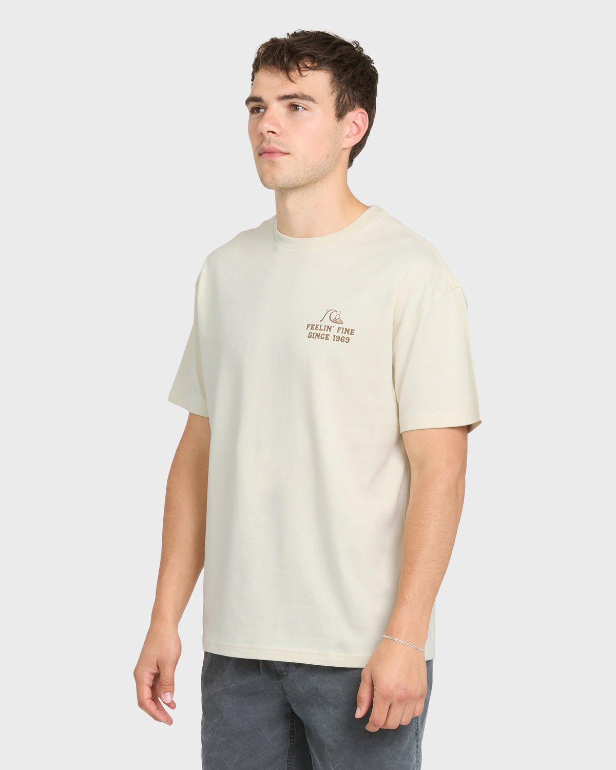 QS000610Y_SLR_OM-S.jpg