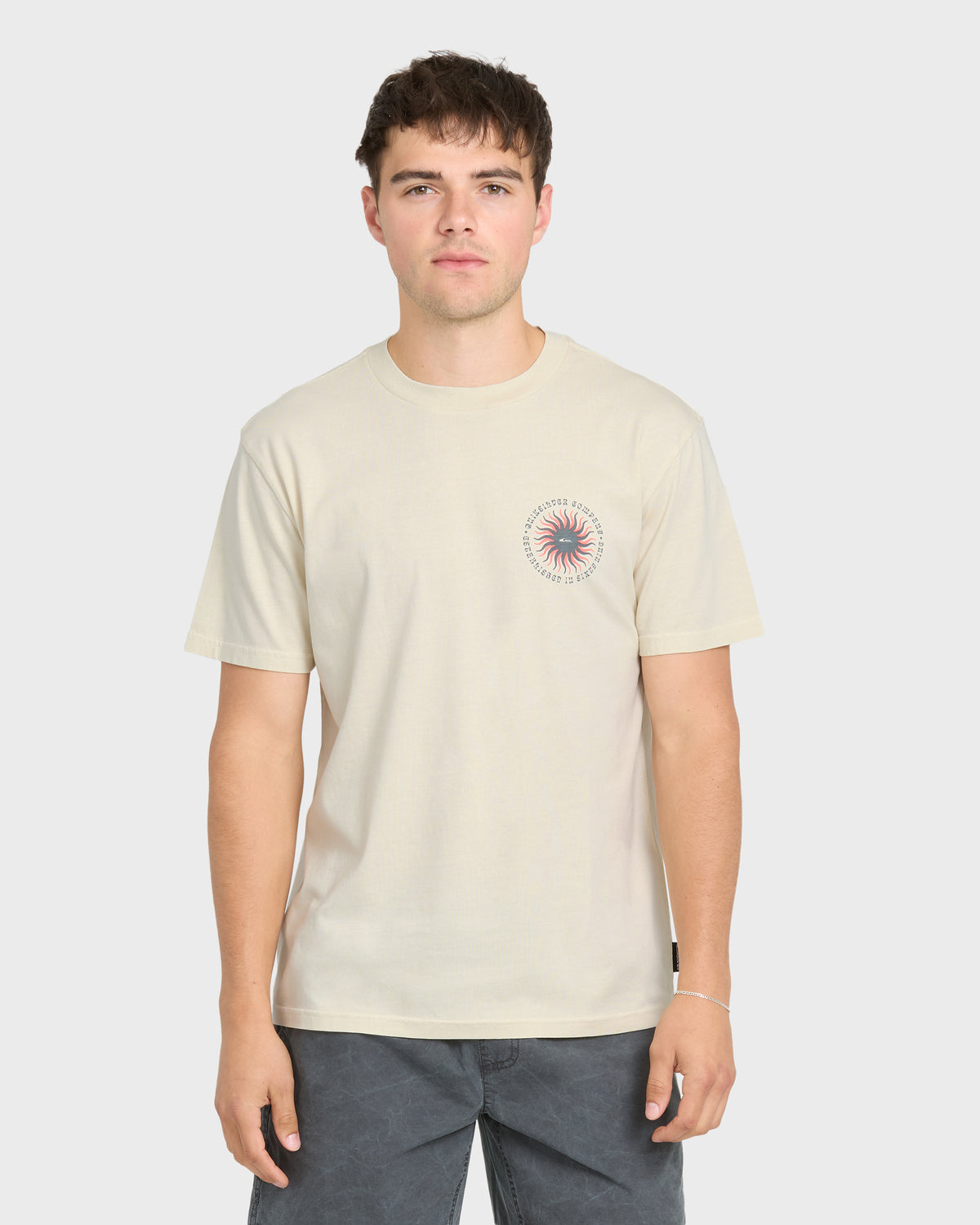 QS000614Y_SLR_OM-F.jpg
