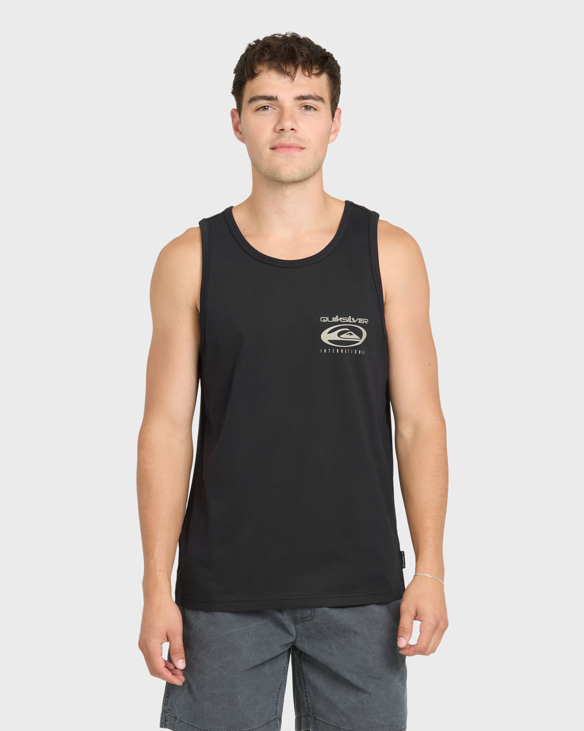 QS000621Y_BLK_OM-F.jpg