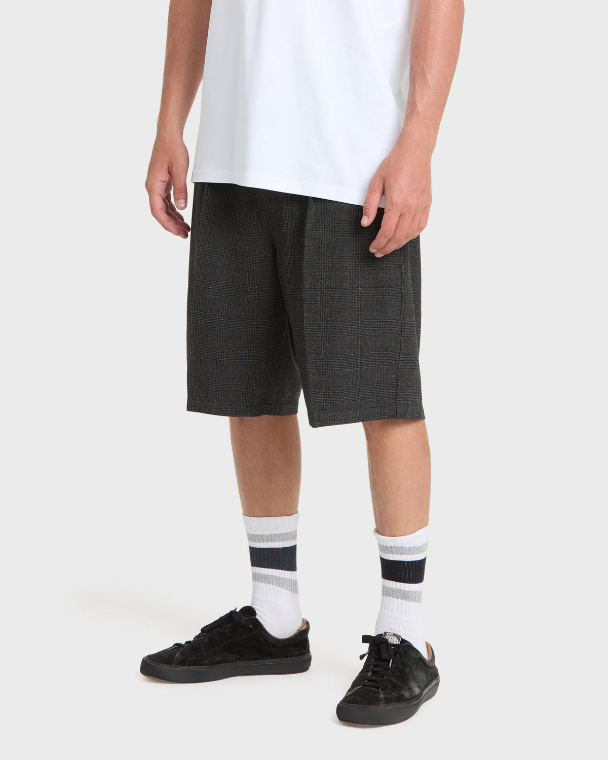 Gilroy-WS-20-Woven-Shorts-Iron-Gate-4
