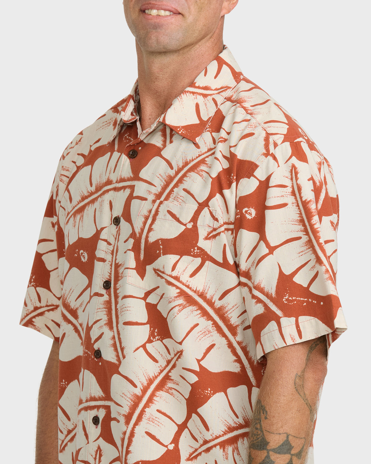 Waterman-Fronds-Short-Sleeve-Woven-Shirt-Picante-5