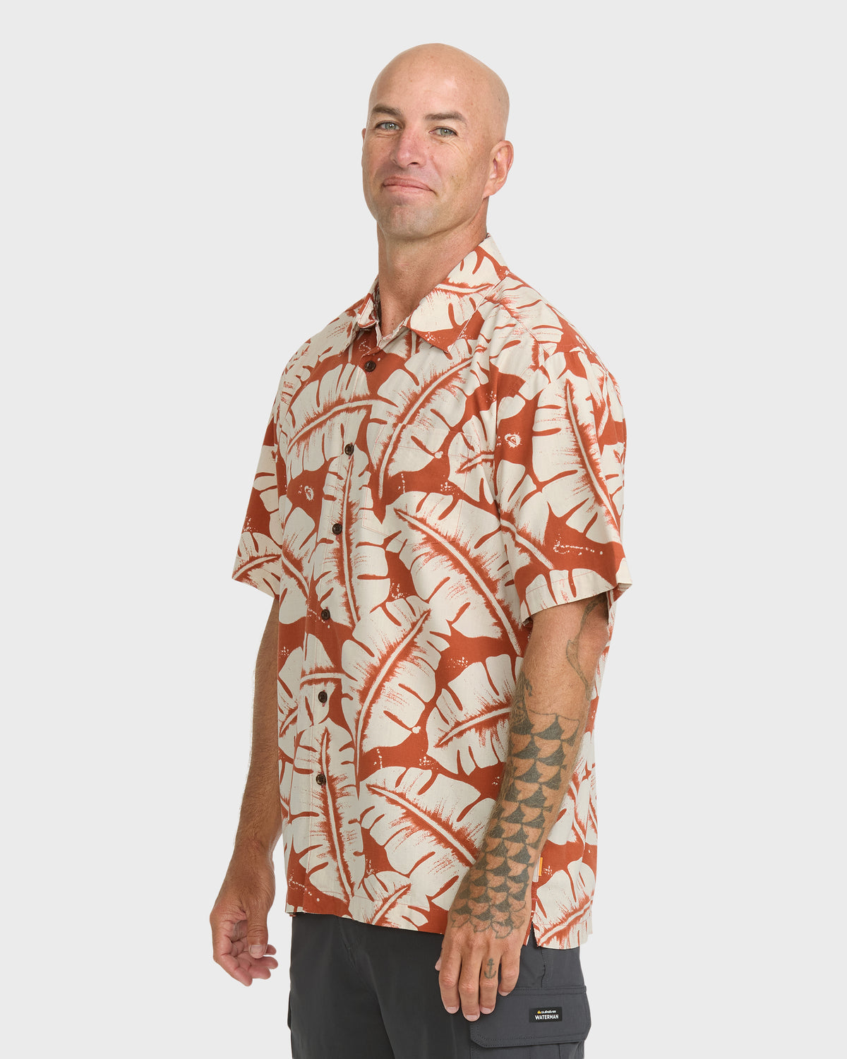 Waterman-Fronds-Short-Sleeve-Woven-Shirt-Picante-4