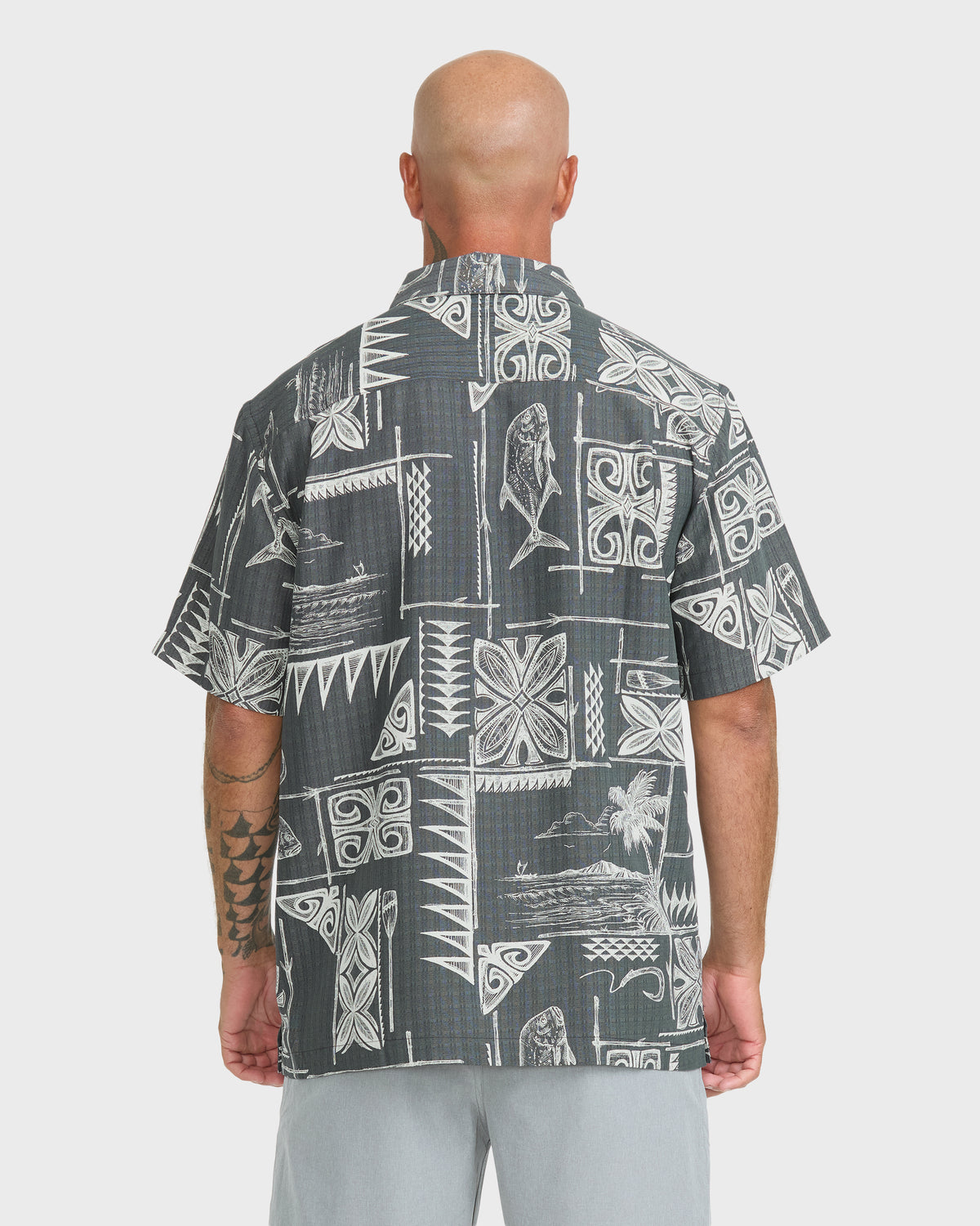 Waterman-Ohana-Bay-Short-Sleeve-Woven-Shirt-Phantom-2