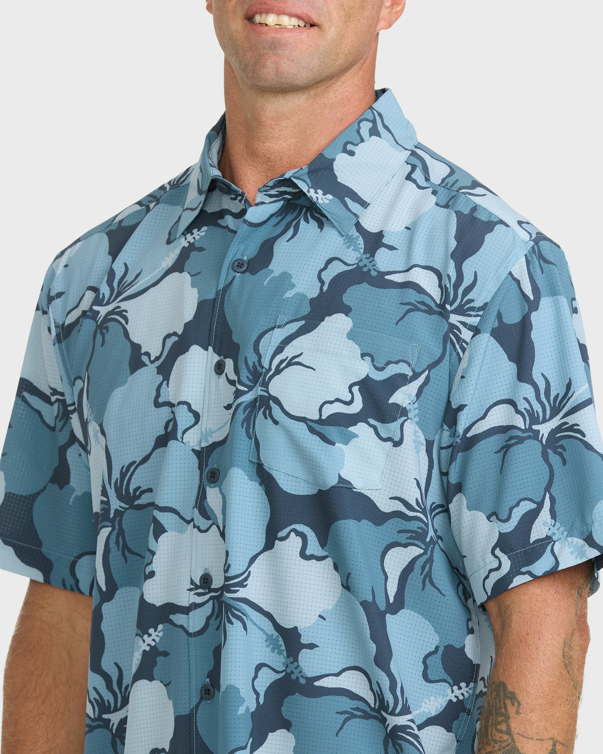 Waterman-Mix-Performance-Pack-Short-Sleeve-Woven-Shirt-Blue-Nights-5