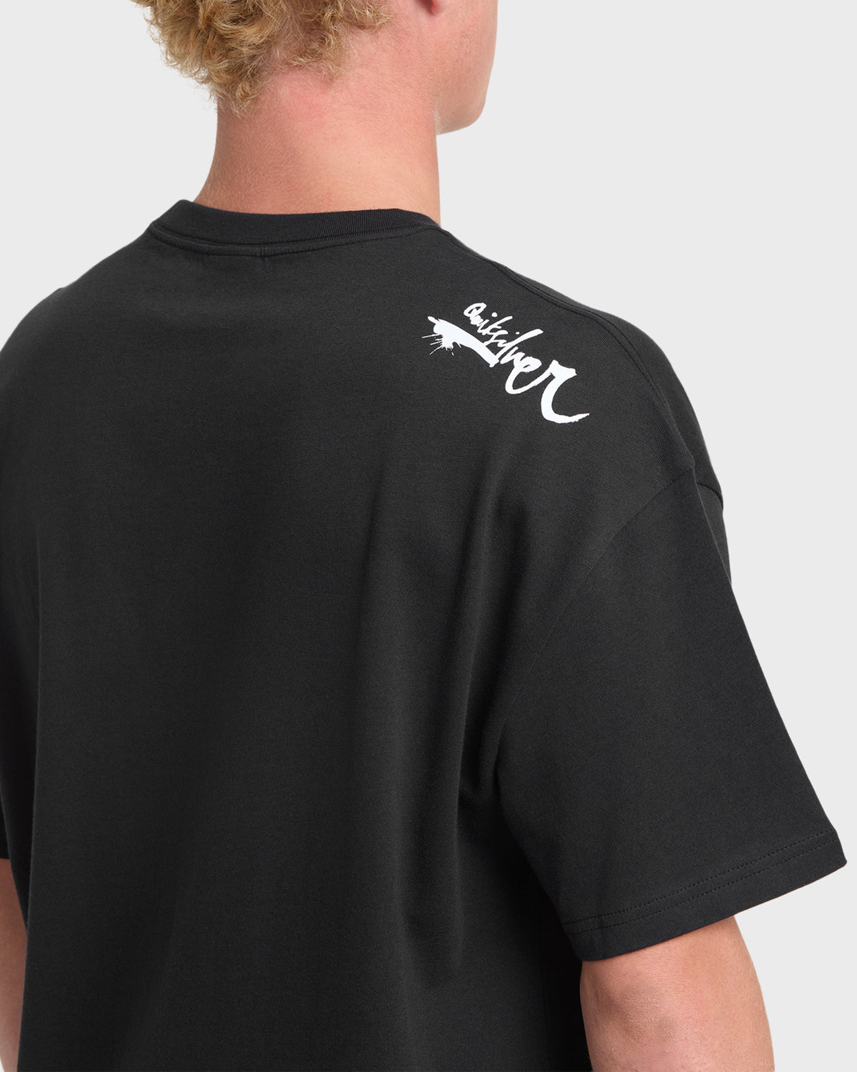 YG-SCRIPT-STICKER-SLAP-BLACK-6
