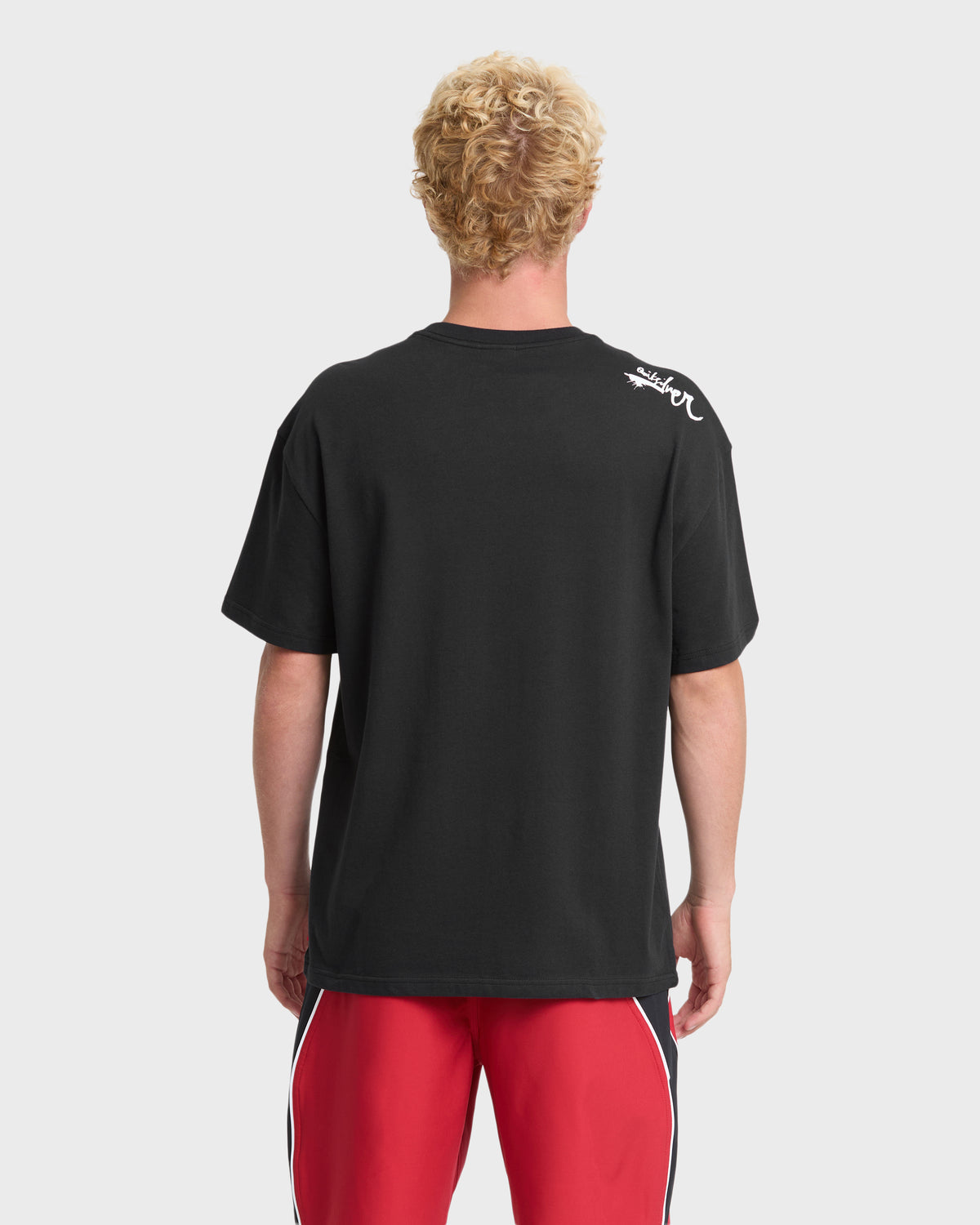 YG-SCRIPT-STICKER-SLAP-BLACK-2