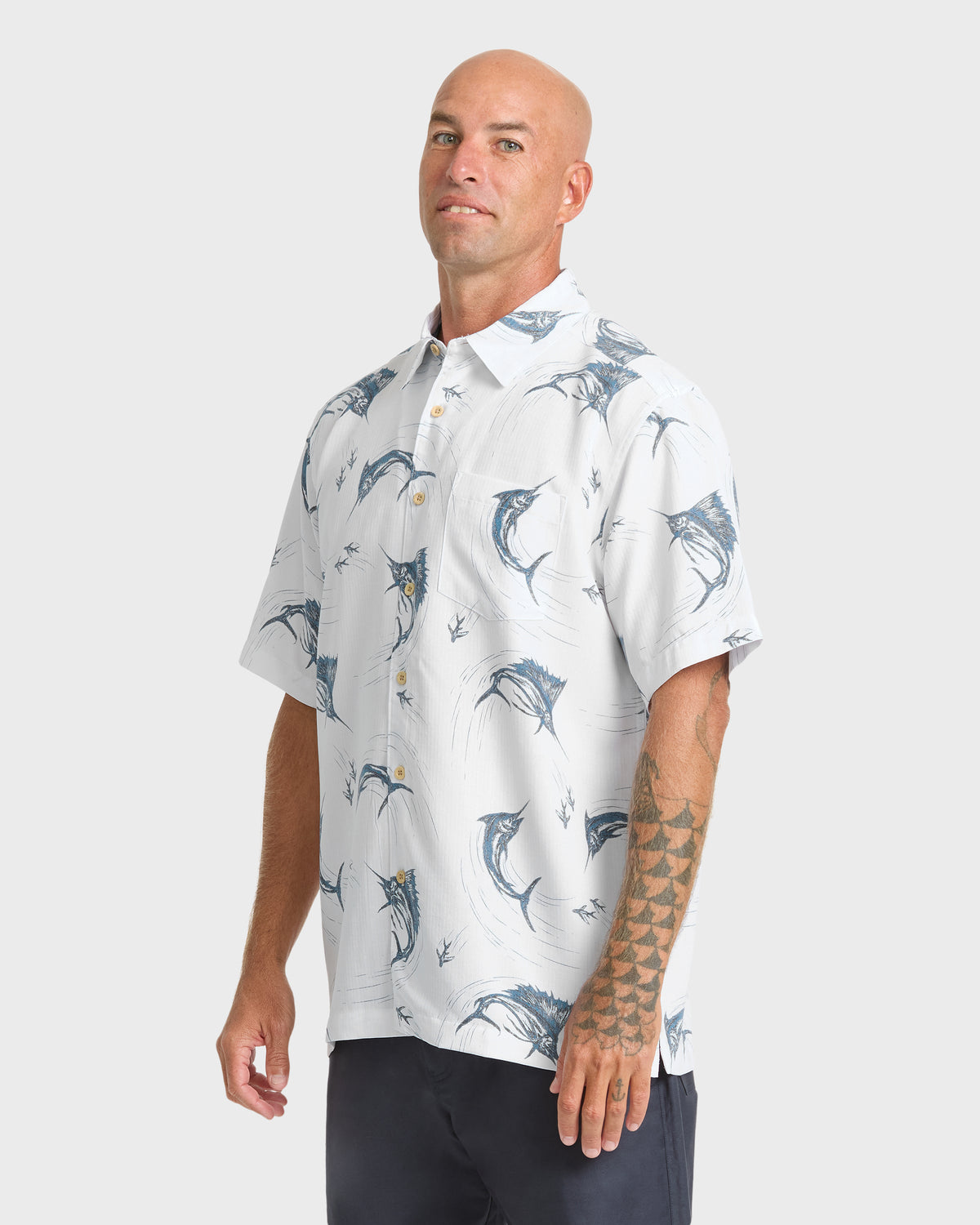 Waterman-Chasing-Bait-Short-Sleeve-Shirt-White-4
