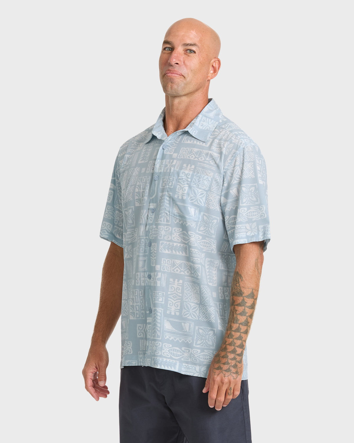Waterman-Tapa-Days-Short-Sleeve-Performance-Shirt-Dusty-Blue-4