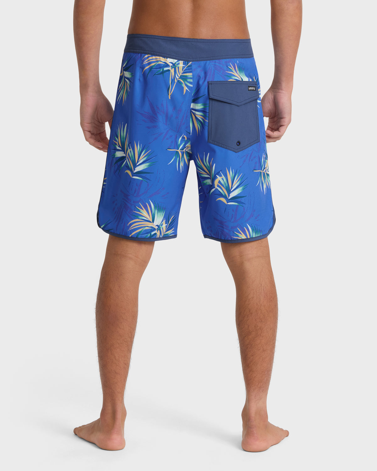 Surfsilk-Hawaii-Palm-Balm-19"-Boardshorts-Deep-Water-2