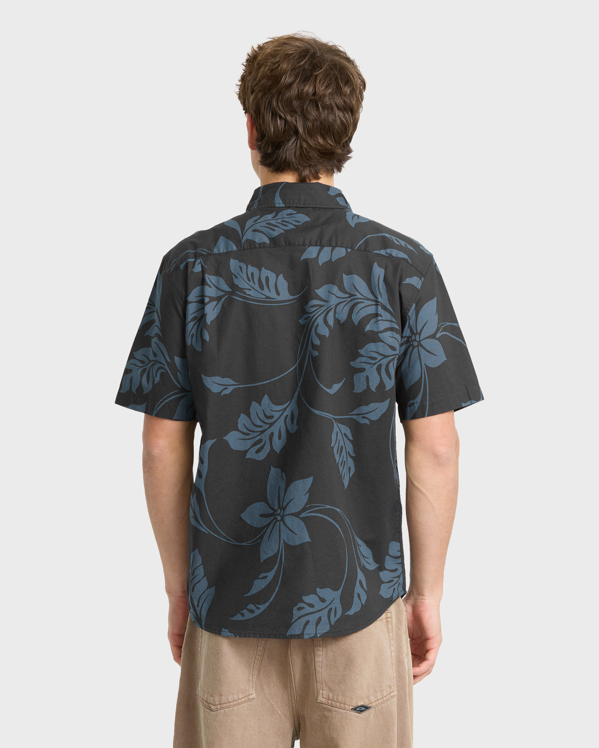 Makani-Lau-Classic-Short-Sleeve-Shirt-Phantom-2