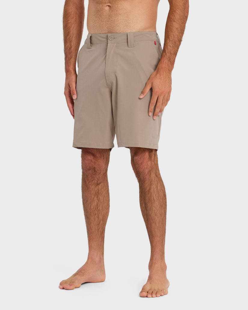 Union-Amphibian-20"-Hybrid-Shorts-Twill-4