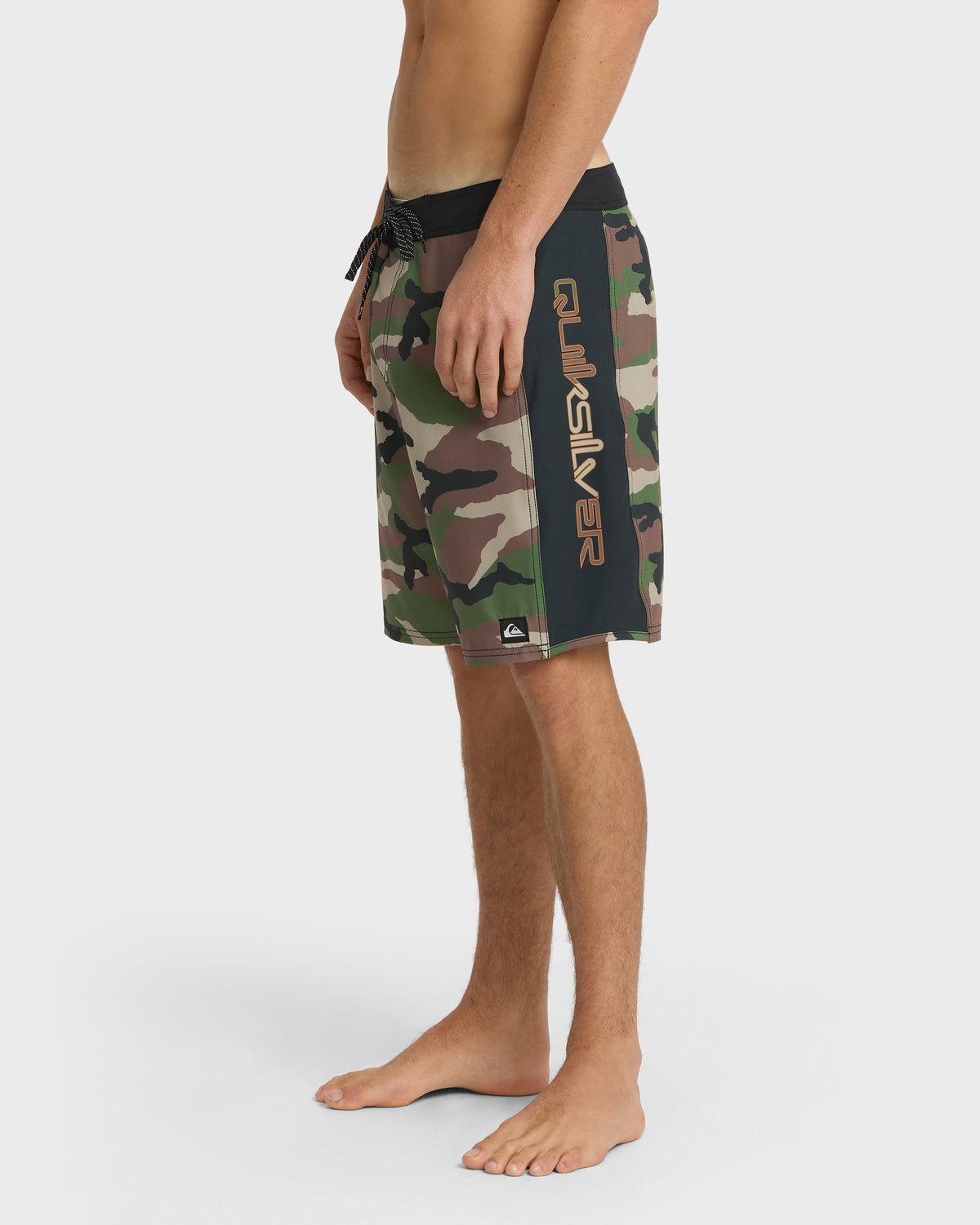 Surfsilk-Arch-19"-Boardshorts-Camo-4