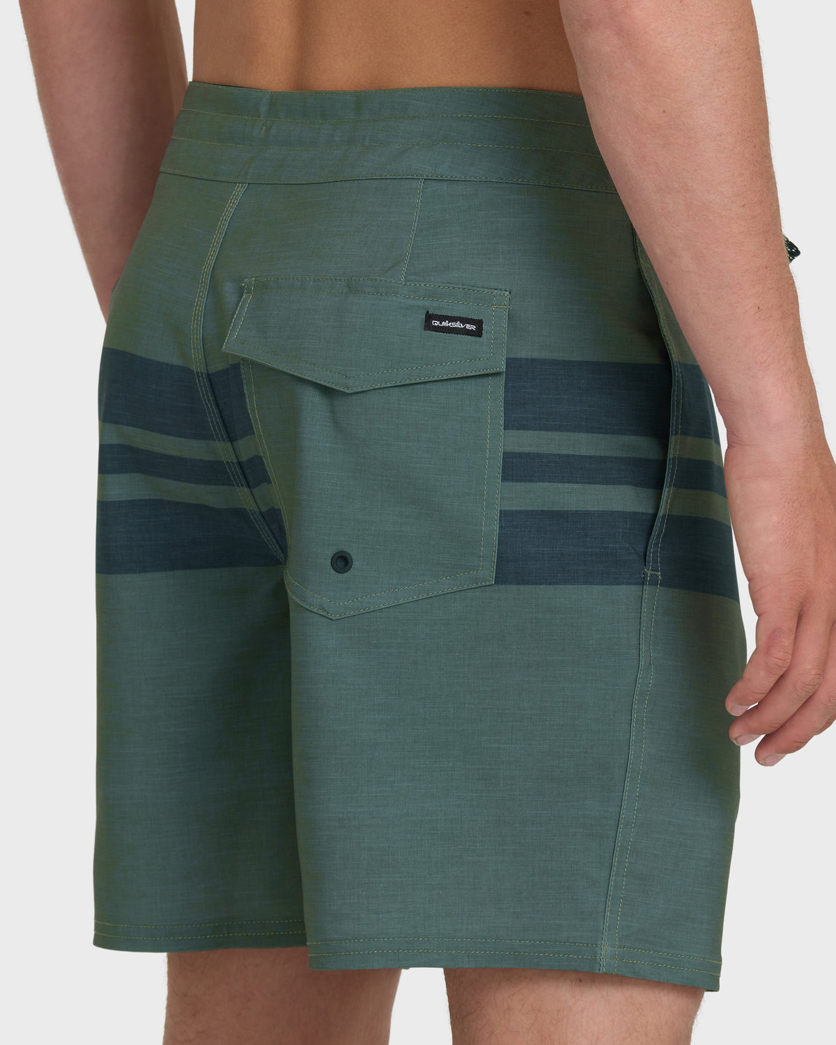 SURFSILK-STREET-TRUNK-18-GRAPE-LEAF-5