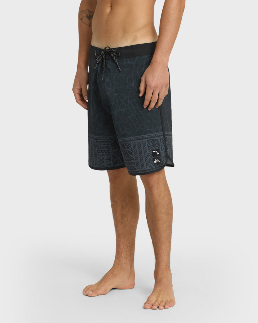 Surfsilk-Hi-Tribal-Scallop-19"-Boardshorts-Black-4