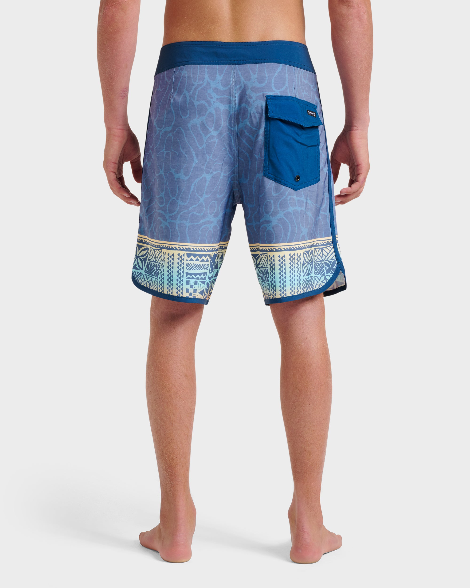 Surfsilk Hi Tribal Scallop 19