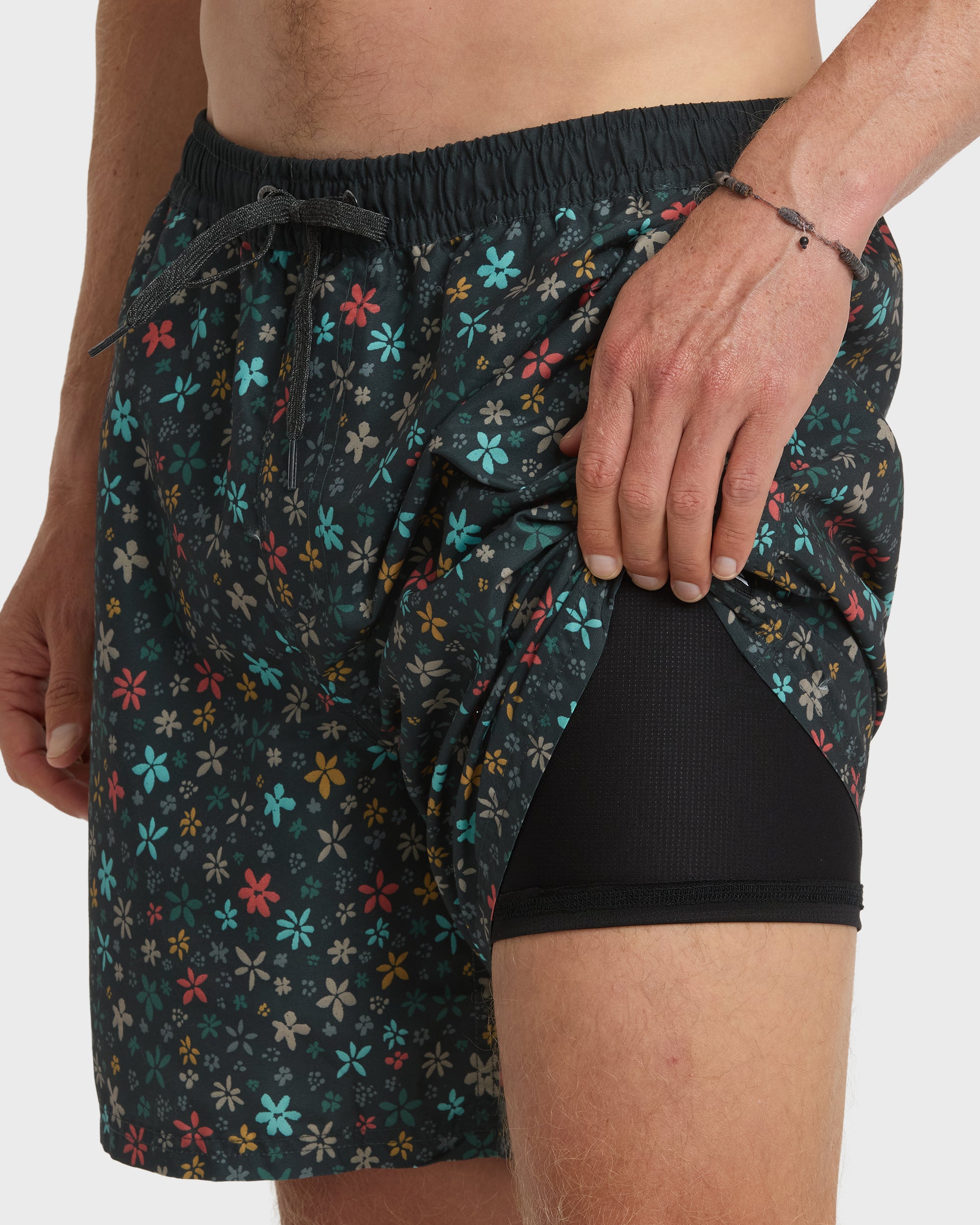 Everyday Ditsy Floral Swim Trunks - Black | Quiksilver