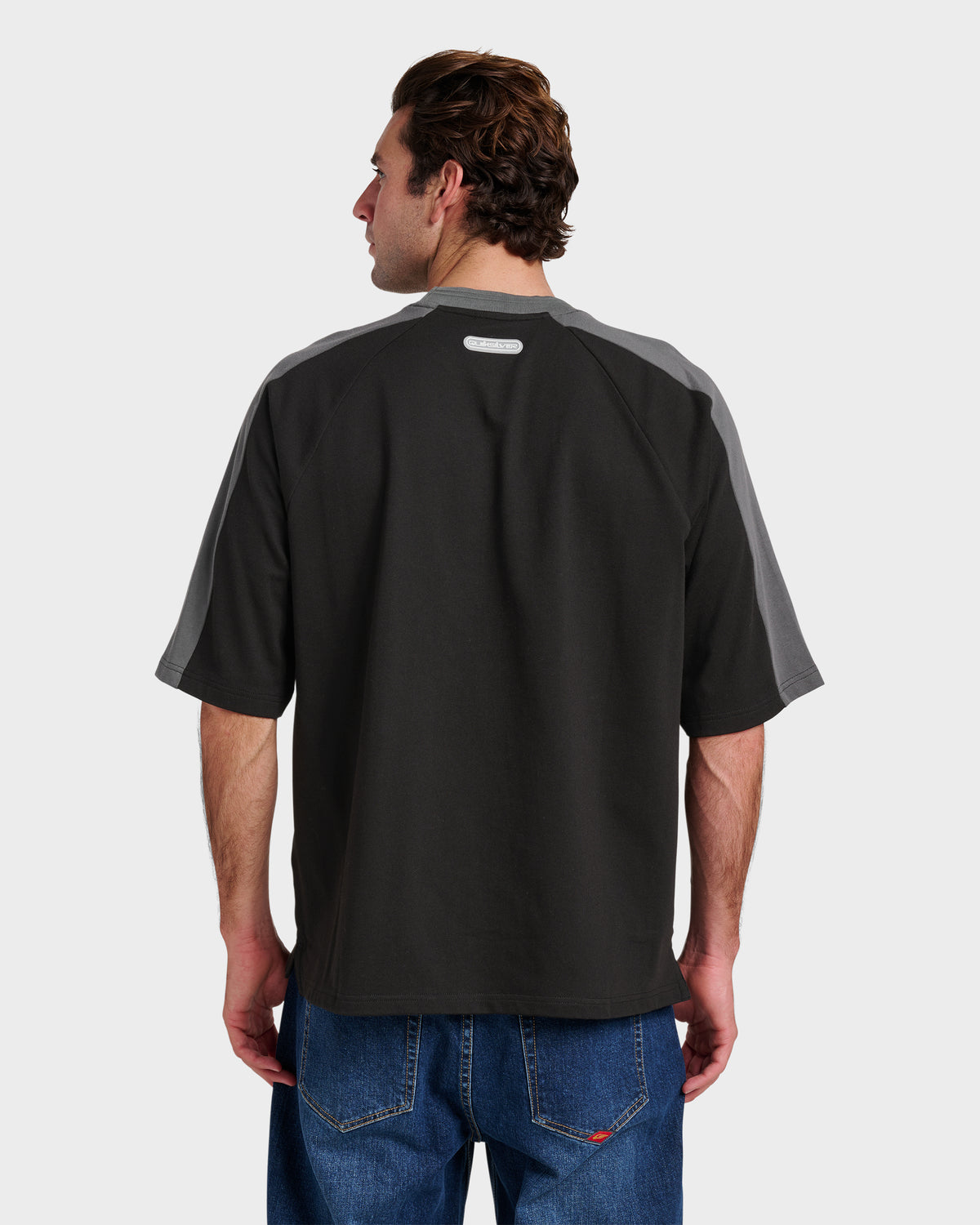 Apex-Raglan-Tee-Black-2