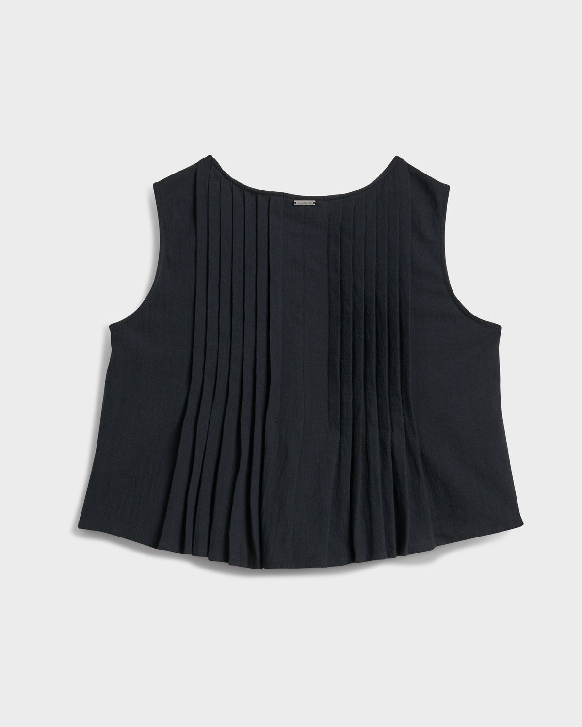 Clover Pleated Sleeveless Crop Top