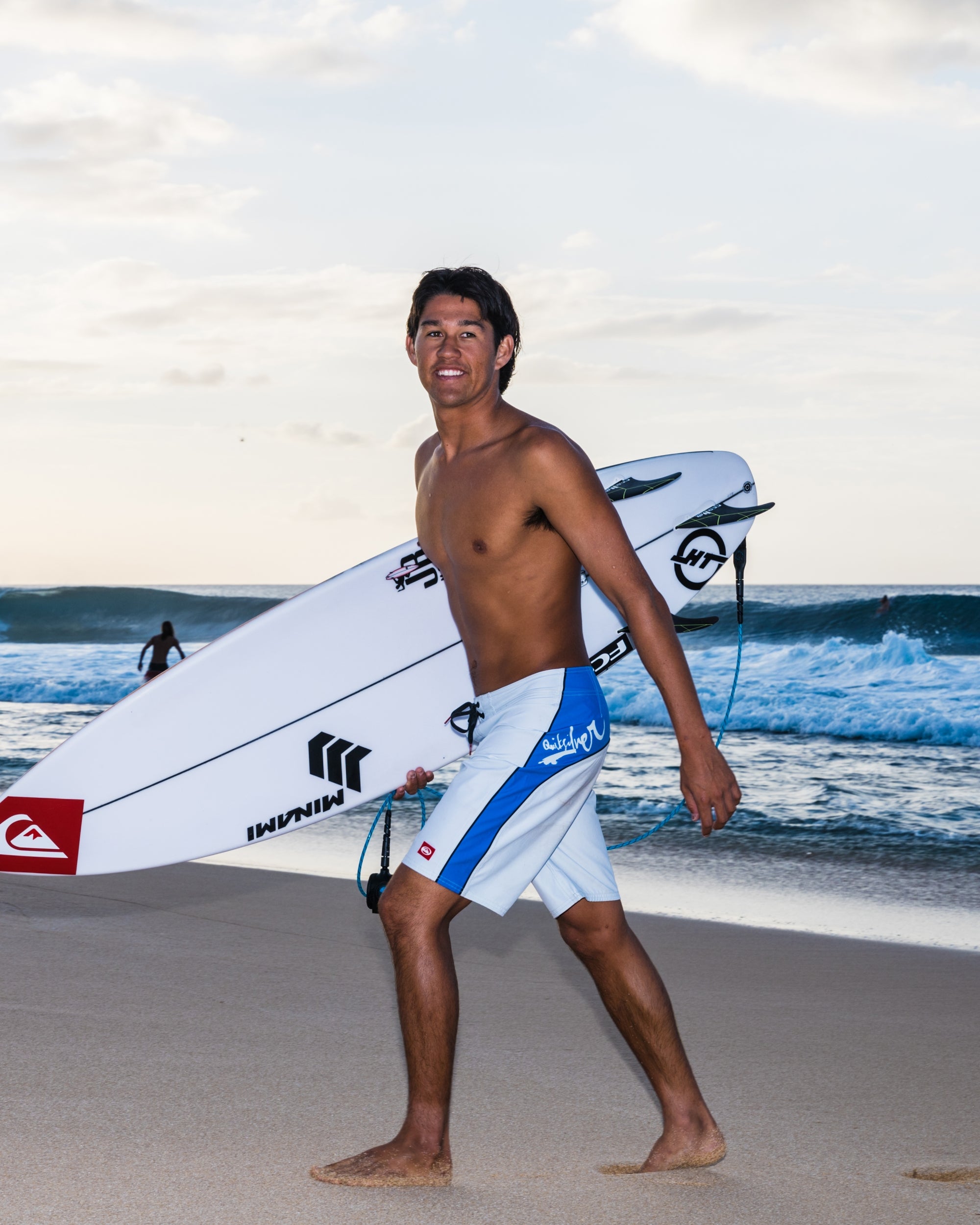 Men's Surf Clothing and Apparel – Quiksilver