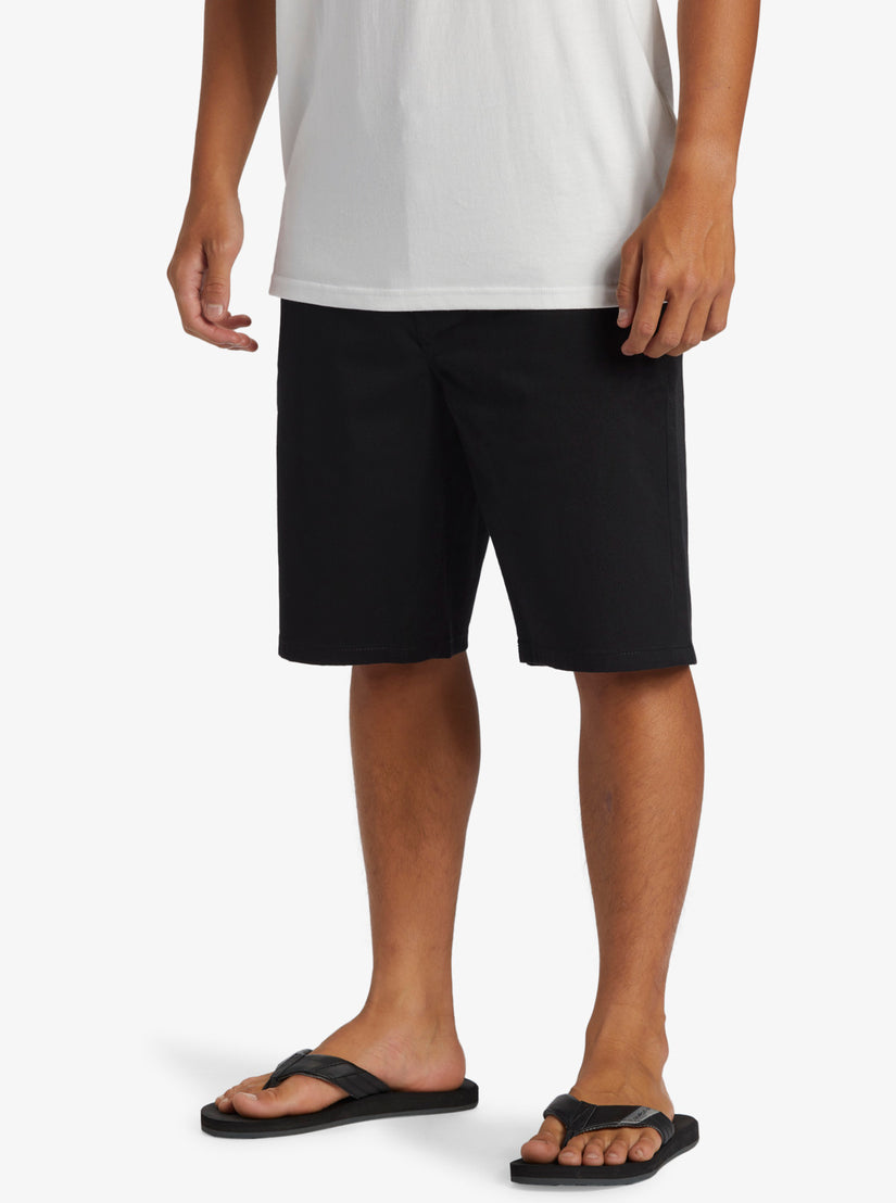 Crest Chino Chino 21" Shorts - Black